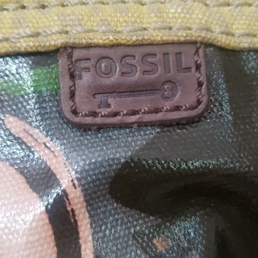Fossil Key-Per Floral Satchel Tote Purse